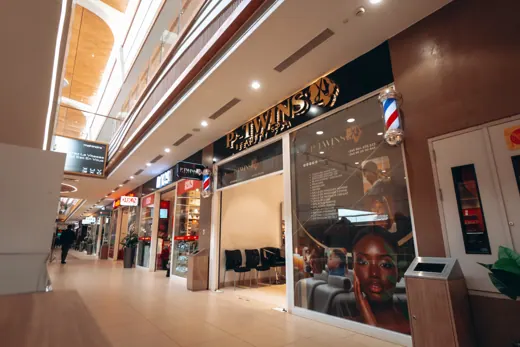 Boutique P-TWINS BEAUTY SPA dans la galerie marchande
